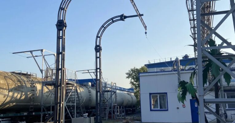 Монтаж мобильной противовесной страховочной системы ЛЕБЕДЬ-2